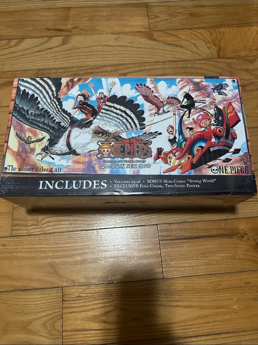Onepiece Box Set with Blue, Red, Black and Brown Artwork